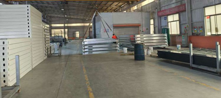 product-750-335 product-750-335